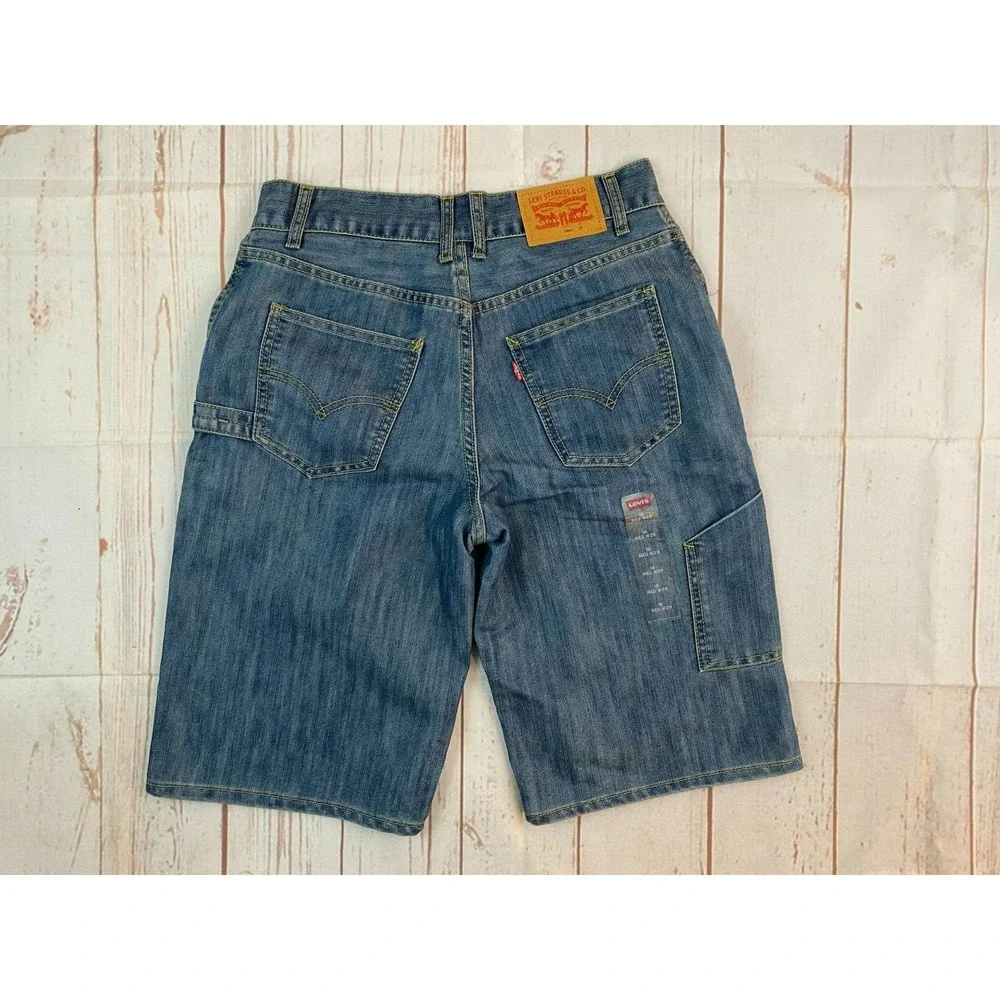 Levis  Blue Utility Womens Denim Shorts Size Waist 29 Medium wash Nwot 18 reg